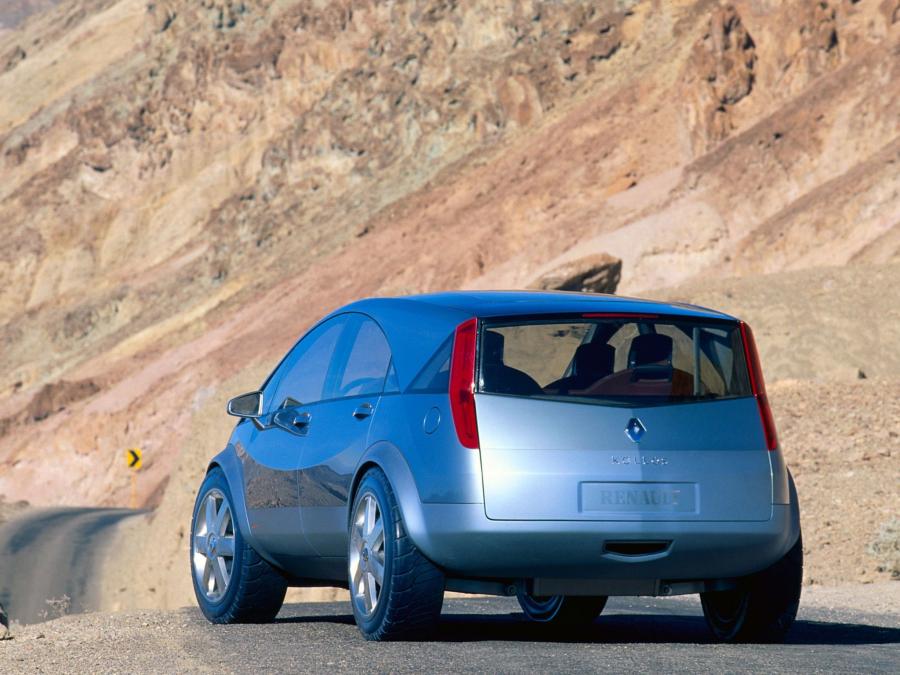  Renault Koleos Concept 2000 года  (фото 11 из 11)